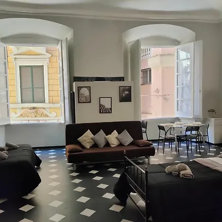 Ponte Calvi Apartment Genoa
